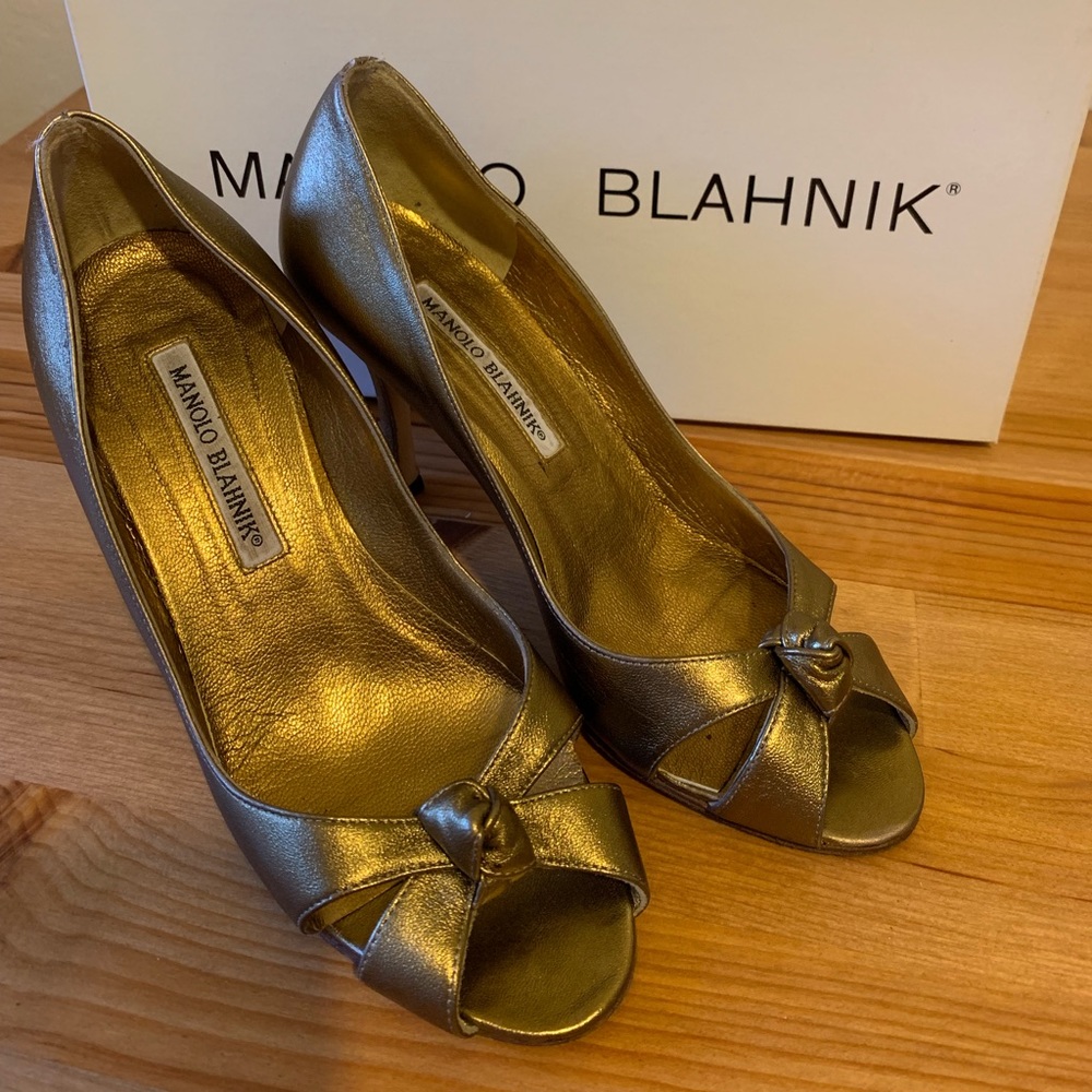 Manolo Blahnik Napa Bronze Heels size 35